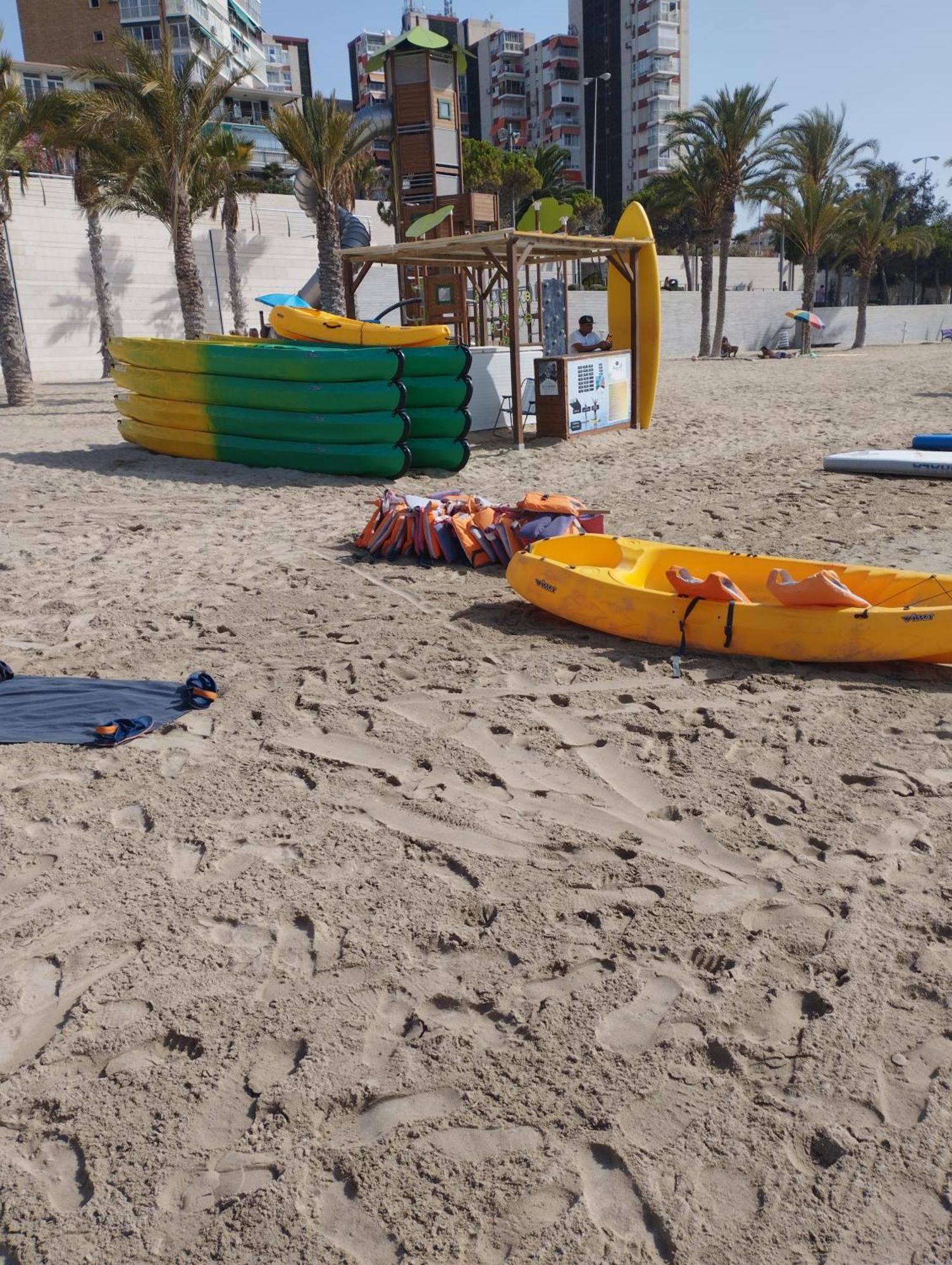 A 50 Metros Del Mar Y En 2 Paradas De Bus Estas En El Centro De Αλικάντε Εξωτερικό φωτογραφία